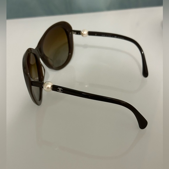 CHANEL Dark Brown Sunglasses with Pearl Accents